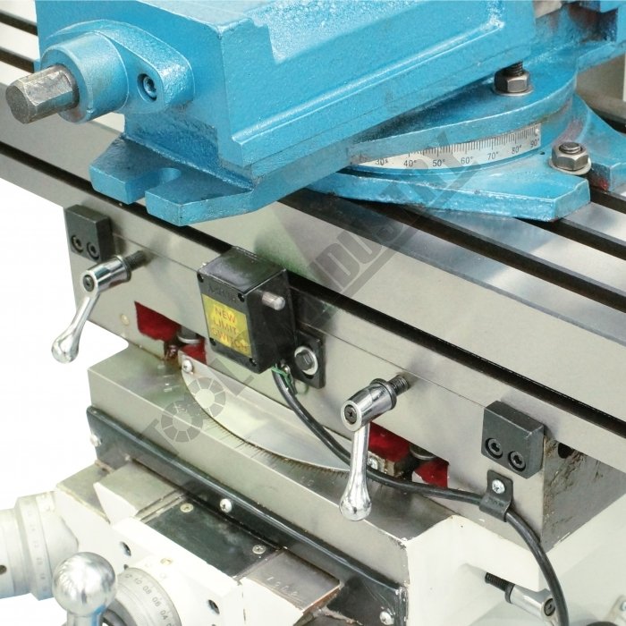 M163D HM52G Turret Milling Machine Geared Head Horizontal