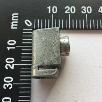 LR944