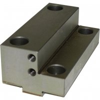 V3561